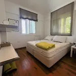 Villa Escape *